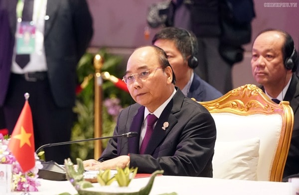 Thủ tướng Nguyễn Xuân Phúc dự Hội nghị Cấp cao ASEAN - Trung Quốc. Ảnh: VGP