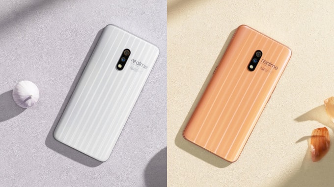 Bộ đôi Realme X thuộc dòng Realme Master Edition với hai thiết kế “củ hành – củ tỏi”.