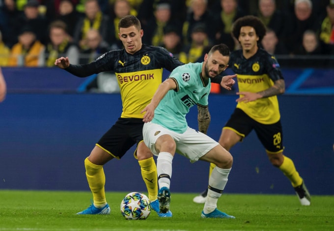 Borussia Dortmund thay đổi hoàn toàn trong hiệp 2. Ảnh: Getty