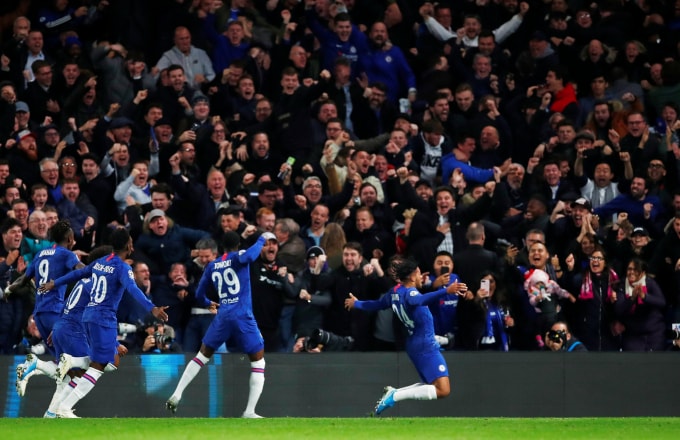 Chelsea giành 1 điểm kịch tính trong trận đấu có 8 bàn thắng. Ảnh: Getty