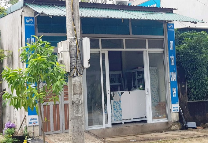 Một quầy thuốc ở huyện Lộc Hà không có bảng biển