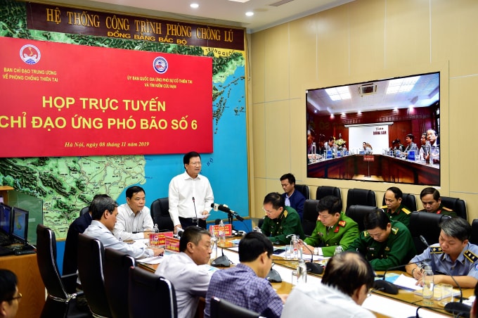 Phó Thủ tướng Trịnh Đình Dũng đánh giá cơn bão số 6 là cơn bão mạnh và có diễn biến phức tạp. Ảnh: VGP