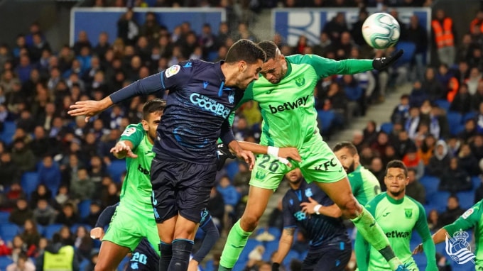 Real Sociedad bất ngờ dẫn đầu bảng xếp hạng khi hoà Leganes ở trận đấu sớm vòng 13 La Liga. Ảnh: Getty