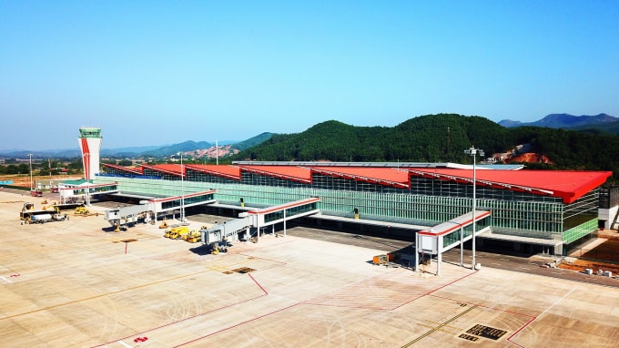 Cảng Hàng không quốc tế Vân Đồn do Sun Group đầu tư xây dựng đã góp phần vào sự tăng trưởng du lịch Quảng Ninh.