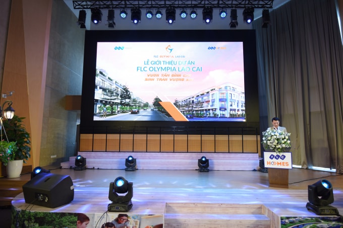 Ông Nguyễn Hoài Sơn - Phó Tổng Giám đốc FLCHomes phát biểu tại sự kiện.