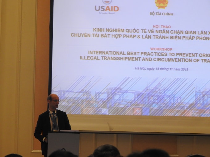 Ông Claudio Dordi Giám đốc Dự án tạo thuận lợi Thương mại tự do USAID. Ảnh HL.
