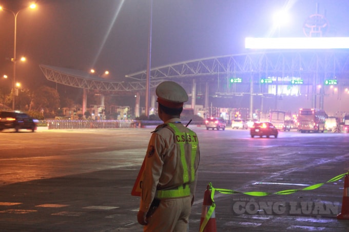 Lực lượng CSGT tổ chức tuần tra, kiểm soát phương tiện trên tuyến cao tốc Pháp Vân - Cầu Giẽ
