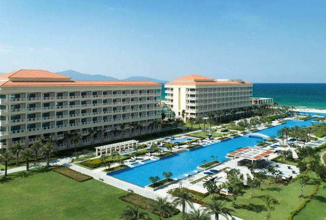 Toàn cảnh khu nghỉ dưỡng Sheraton Grand Đà Nẵng Resort.