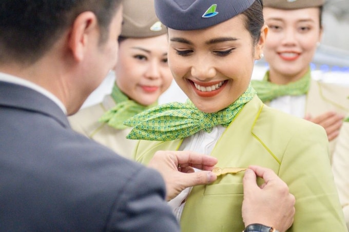 Chiếc huy hiệu cánh bay – niềm tự hào trên ngực trái của toàn thể TVHK Bamboo Airways