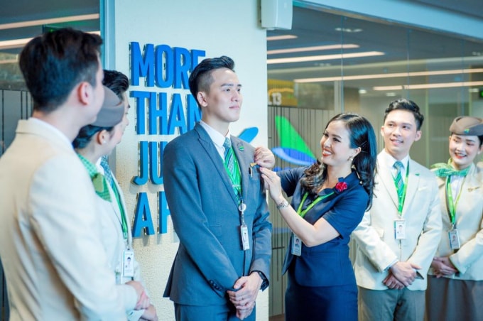 Với TVHK Bamboo Airways, chiếc huy hiệu cánh bay vừa là niềm tự hào, vừa là động lực làm việc