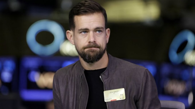 CEO Twitter khẳng định thông điệp chính trị không phải để mua bán. Ảnh: Mashable.