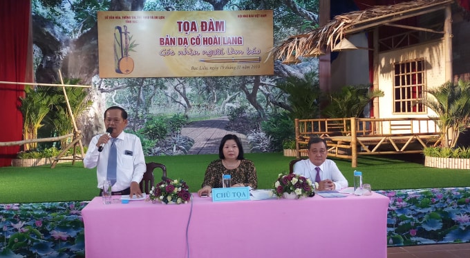 Quang cảnh buổi tọa đàm “Bản Dạ cổ hoài lang” dưới góc nhìn người làm báo.