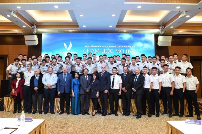 Thầy và trò Vinpearl Air không chỉ bắt đầu khóa học đầu tiên mà còn góp phần đặt nền móng cho một hãng hàng không trong tương lai