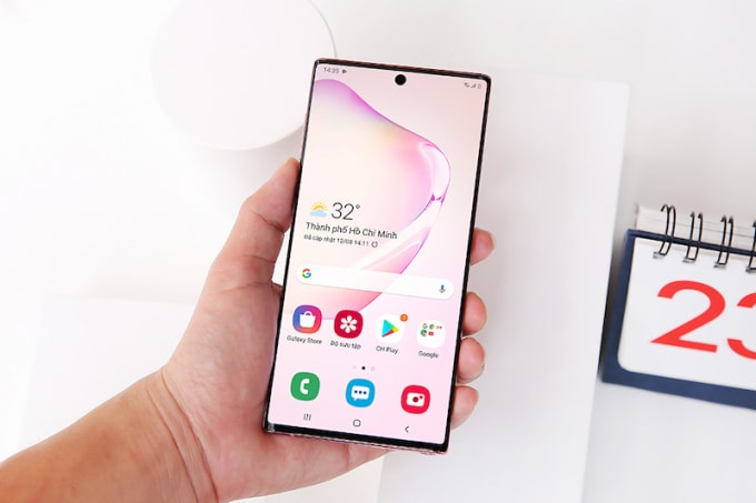 Samsung Galaxy S11 sẽ có camera selfie đặt ở vị trí trung tâm, ảnh Samsung Galaxy Note 10
