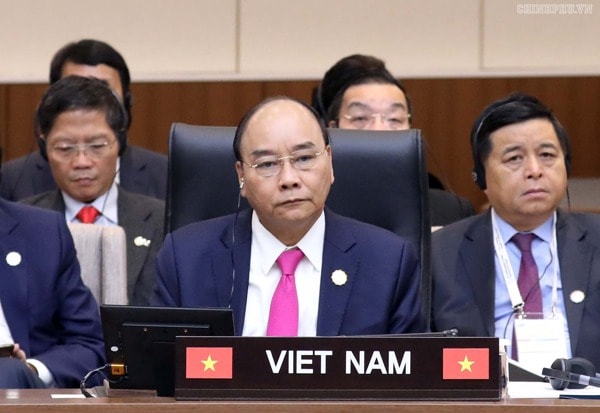 Thủ tướng Nguyễn Xuân Phúc tham dự Hội nghị. Ảnh: VGP
