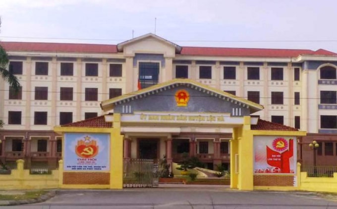 Trụ sở UBND huyện Lộc Hà (Hà Tĩnh), nơi có nhiều cán bộ sai phạm phải xem xét kỷ luật.