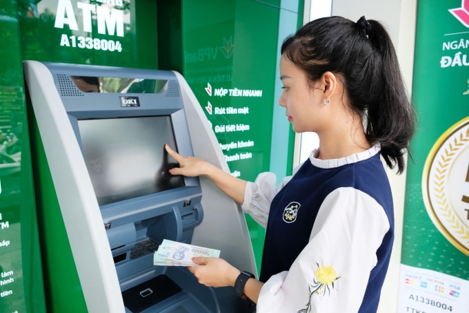 Dành ra một khoản tiền gửi tiết kiệm đang chứng minh thế hệ trẻ ngày càng văn minh và hiện đại hơn.