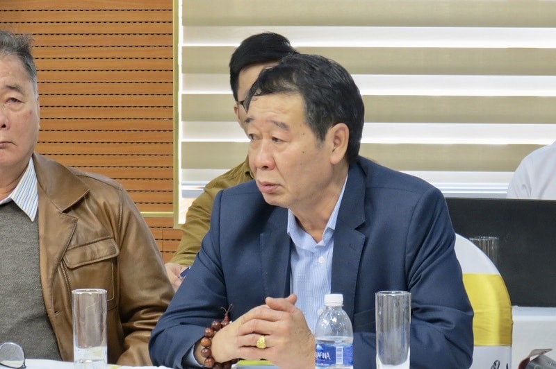 Nhà báo Vũ Quang - nguyên Phó Giám đốc Trung tâm Đào tạo bồi dưỡng nghiệp vụ truyền hình Đài Truyền hình Việt Nam phát biểu. Ảnh: HT