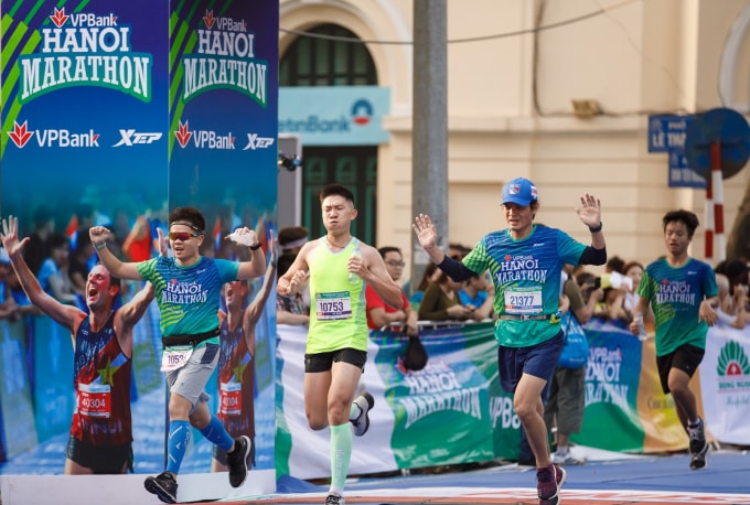 Giải chạy VPBank Hanoi Marathon 2019.