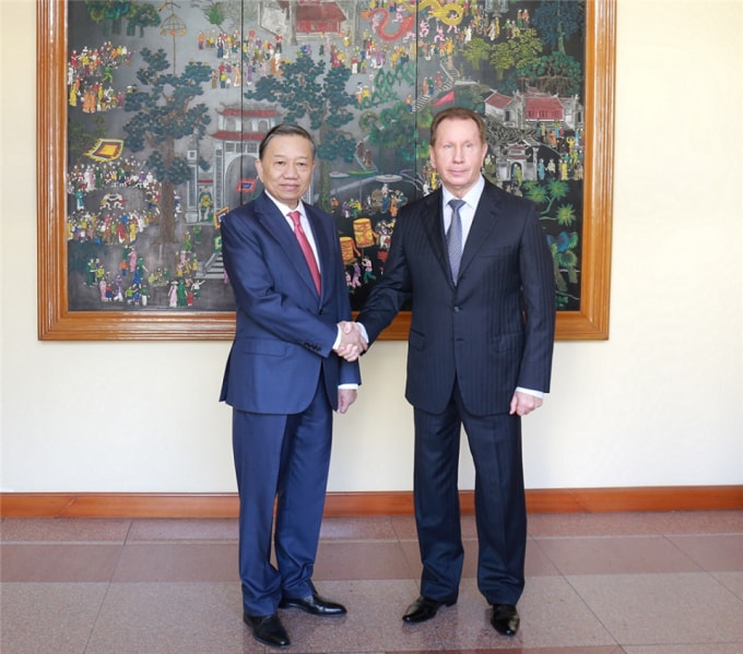 Đại tướng Tô Lâm; Giám đốc Cơ quan Vệ binh quốc gia Liên bang Nga Zolotov Victor Vasilyevich. Ảnh: BCA.
