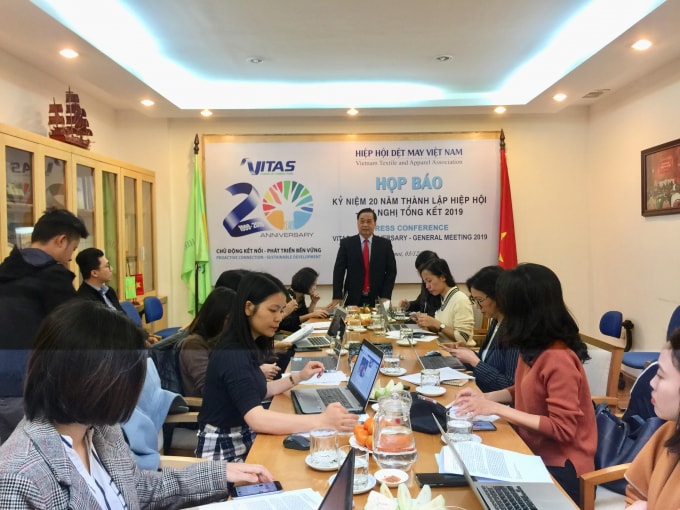 Ông Vũ Đức Giang - Chủ tịch Hiệp hội VITAS phát biểu tại buổi họp báo