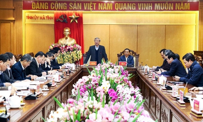 Quang cảnh buổi làm việc của Thường trực Ban Bí thư Trần Quốc Vương với Ban Thường vụ Tỉnh ủy Hà Tĩnh. Ảnh báo hà tĩnh