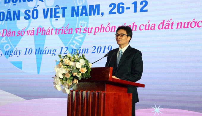 Phó Thủ tướng Vũ Đức Đam phát biểu tại buổi lễ phát động Tháng hành động quốc gia về dân số và Ngày Dân số Việt Nam (26/12). Ảnh: VGP