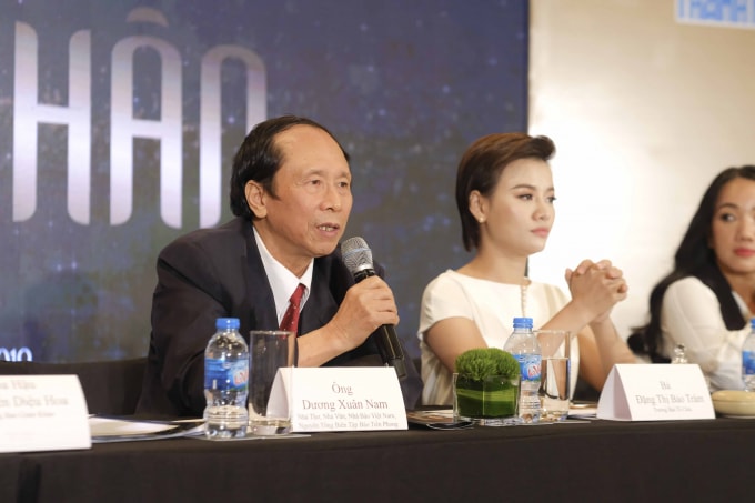 Theo nhà báo Dương Xuân Nam, BTC chỉ cấm các thí sinh có phẫu thuật thẩm mỹ, còn nếu thí sinh có tham gia “phẫu thuật y tế” thì vẫn được dự thi bình thường. Ảnh - CK