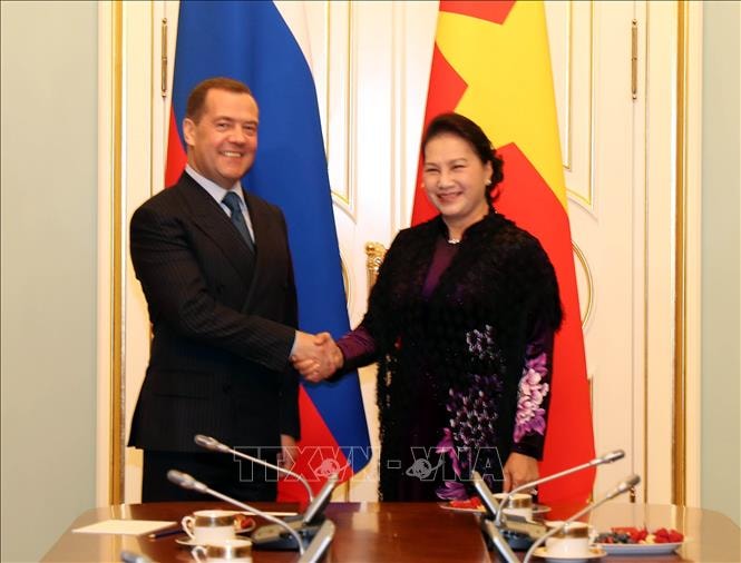 Chủ tịch Quốc hội Nguyễn Thị Kim Ngân hội kiến Thủ tướng Nga Dmitry A. Medvedev. Ảnh: TTXVN.