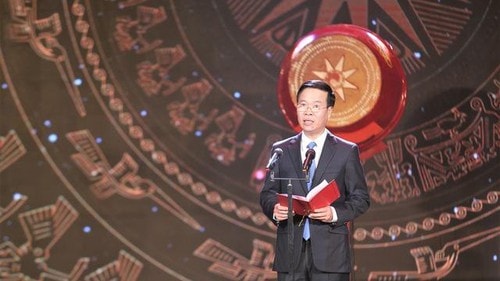 Ông Võ Văn Thưởng, Ủy viên Bộ Chính trị, Bí thư Trung ương Đảng, Trưởng Ban Tuyên giáo Trung ương phát biểu chỉ đạo tại khai mạc liên hoan. Ảnh: VTV