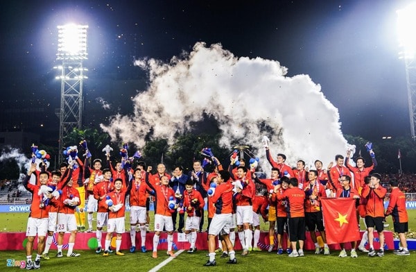 Đội tuyển U22 Việt Nam vừa giành Huy chương vàng SEA Games sau 60 năm chờ đợi. Ảnh: Zing
