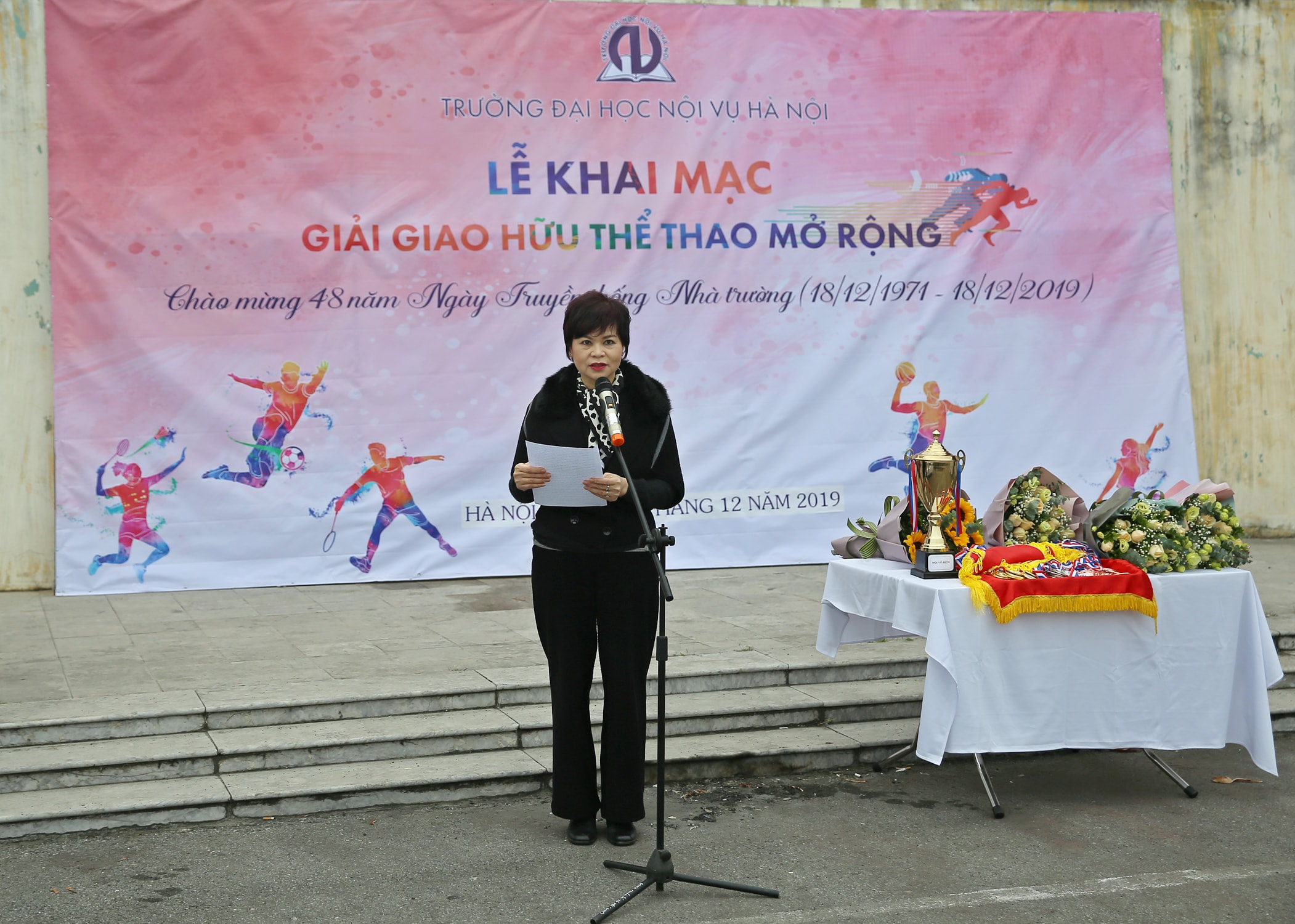 TS. Lê Thanh Huyền, Phó Hiệu trưởng trường Đại học Nội vụ Hà Nội phát biểu tại Lễ Khai mạc Giải.