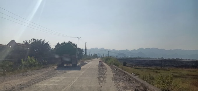 ...nhưng các xe trọng tải lớn hơn vẫn thường xuyên hoạt động