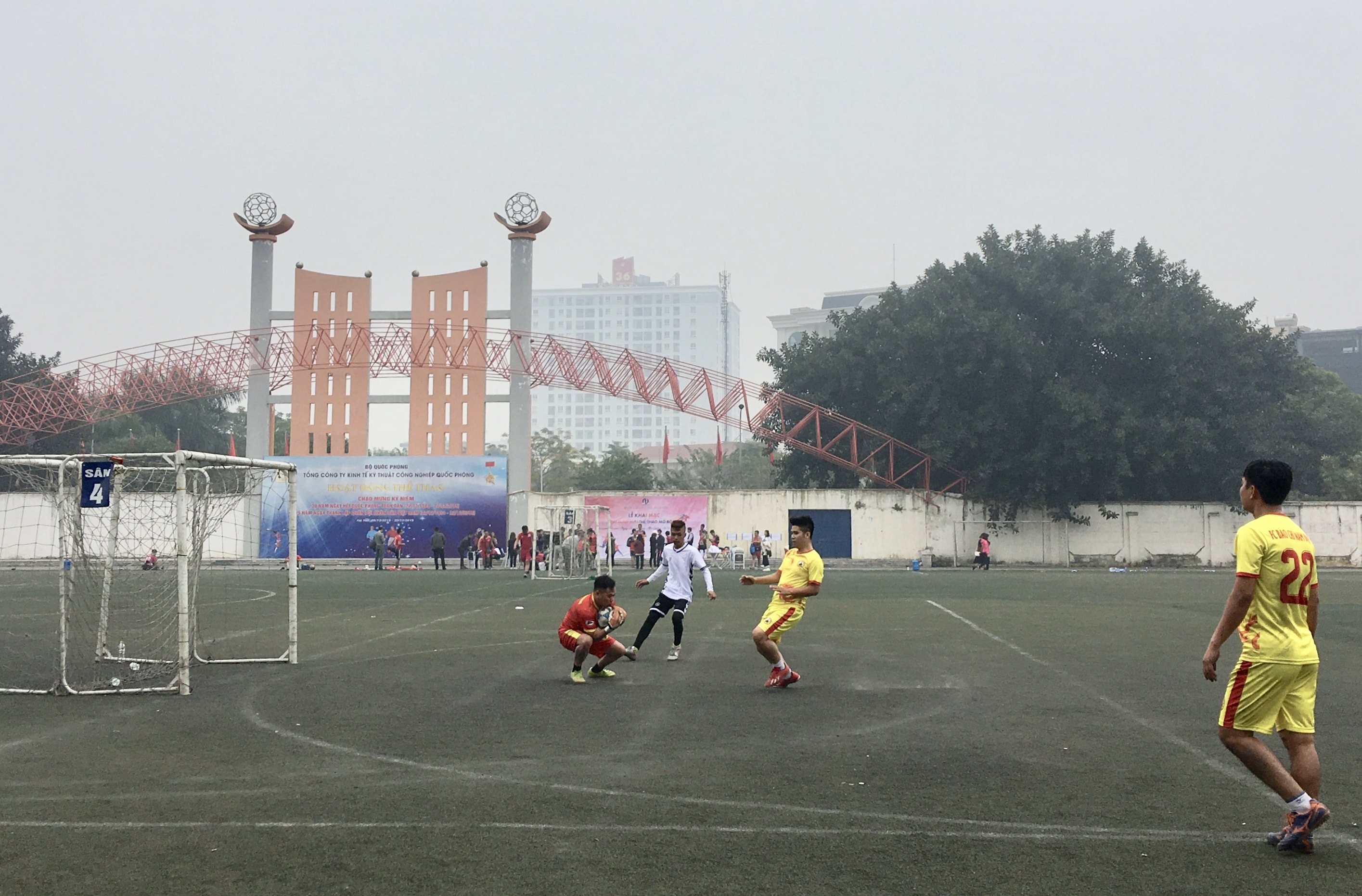 Bắt bóng