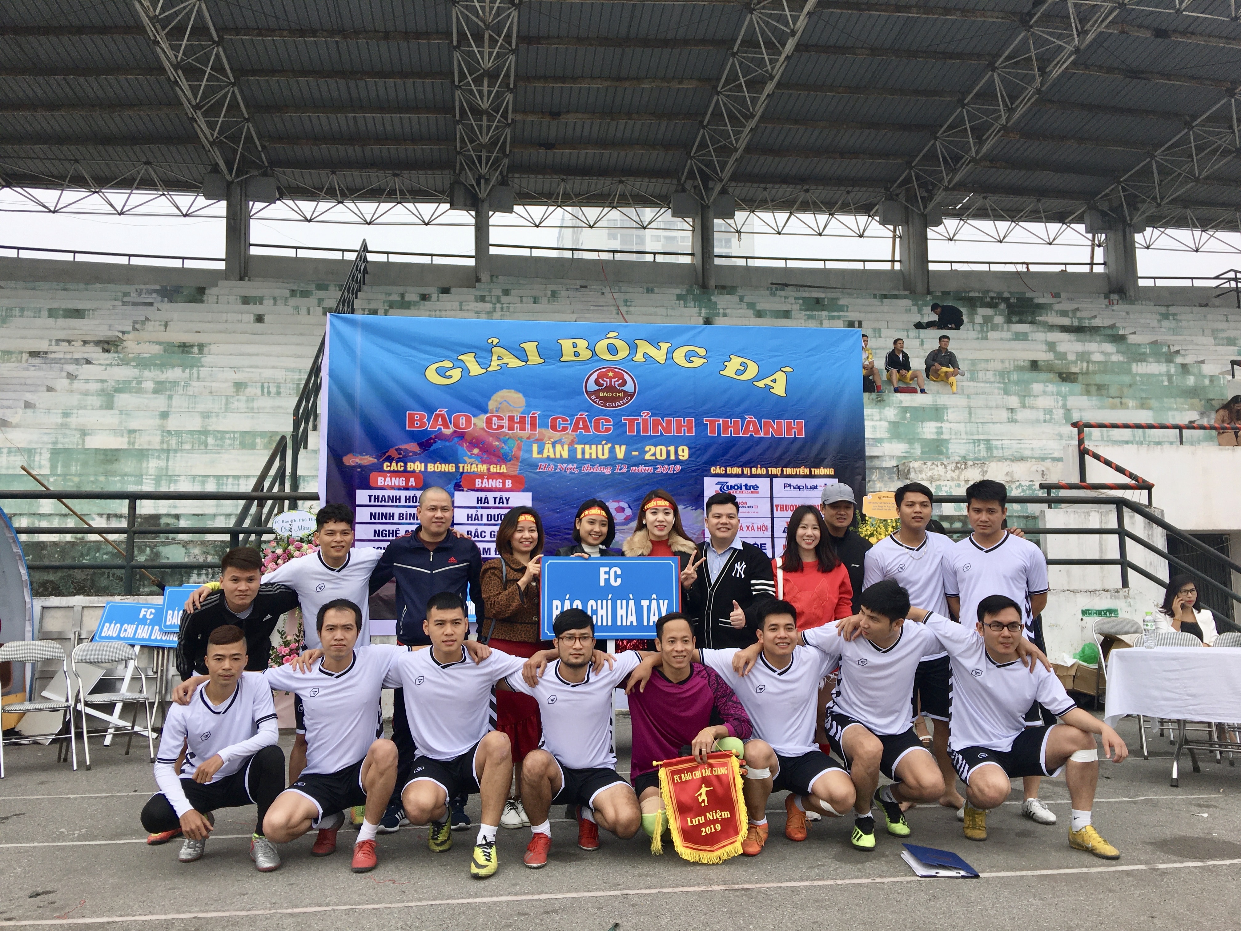 FC Báo chí Hà Tây.