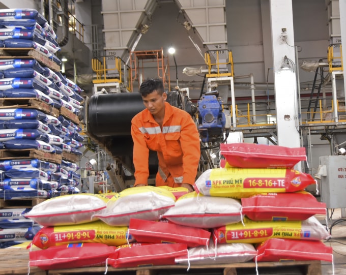Sản phẩm NPK Phú Mỹ.