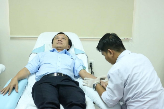 Mỗi cán bộ, công nhân viên luôn ý thức được ý nghĩa của việc hiến máu để cứu người.
