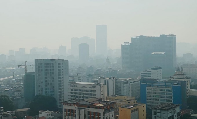 Hà Nội trong những ngày ô nhiễm nghiêm trọng nhất từ trước tới nay - Ảnh. Lê Thắng