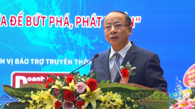 Chủ tịch Hiệp hội DNNVV Việt Nam Nguyễn Văn Thân phát biểu tại Hội nghị.