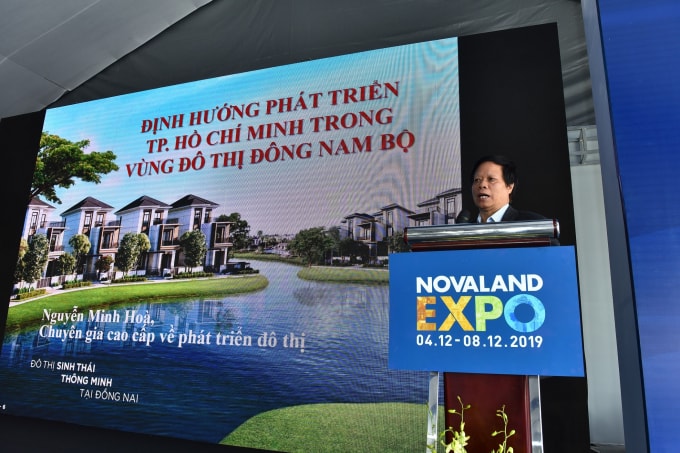 Phát biểu tại hội thảo, GS.TS. Nguyễn Minh Hòa - Phó chủ tịch Hội Quy hoạch và Phát triển TP HCM nhận định, các khu vực Bình Dương, Đồng Nai, Bà Rịa - Vũng Tàu sẽ trở thành cực tăng trưởng mạnh quanh TP HCM trong tương lai không xa.