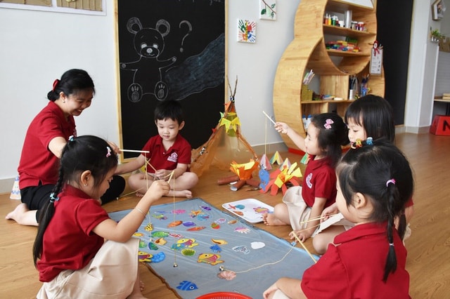 Tiết học hứng thú và hăng say của các con