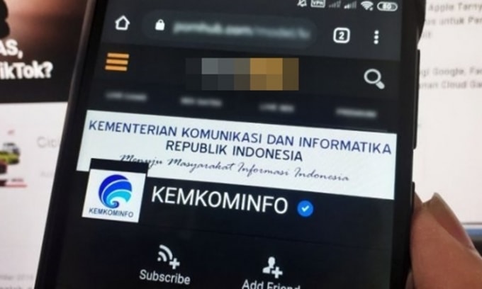 Ảnh chụp màn hình tài khoản mạo danh Bộ Thông tin và Truyền thông Indonesia trên một trang web khiêu dâm. Ảnh: beritakotak.com.