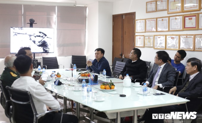 Báo VTC News đã tổ chức cuộc hội ngộ đầy xúc động với những nhân chứng lịch sử liên quan đến hành trình xác định người trong tấm ảnh nổi tiếng