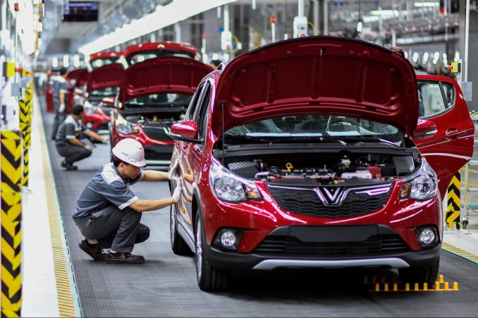 vietnam-vinfast-autos-factory-industry-haiphong-june-2019-e1564471836692-15646360941191108952924