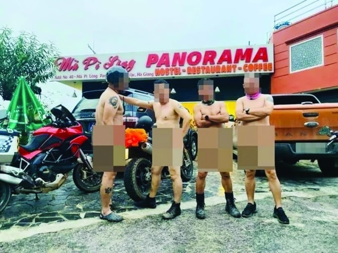 Khỏa thân phản cảm trên đỉnh Mã Pì Lèng.