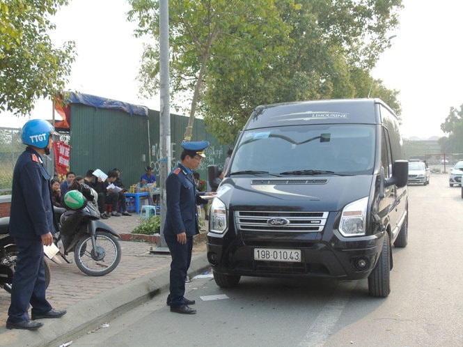 Tăng cường kiểm tra, xử lý vi phạm trong hoạt động vận tải hành khách bằng xe ô tô trên địa bàn Hà Nội (Ảnh minh họa)