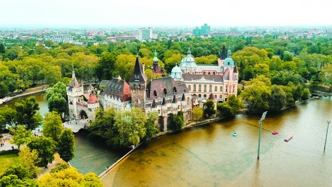 Hungary 1 (1)