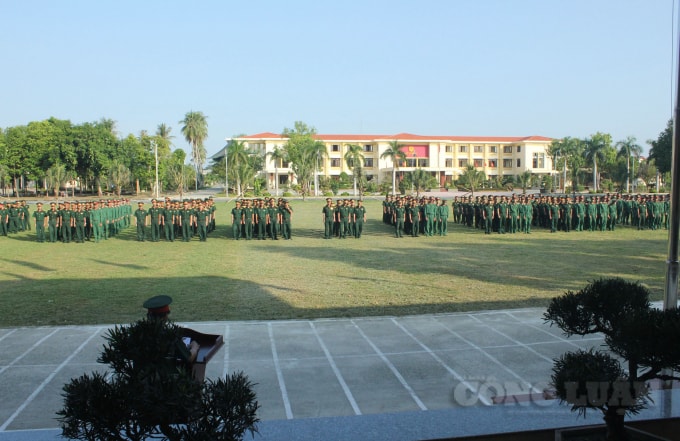 Toàn cảnh sẵn sàng chiến đấu.