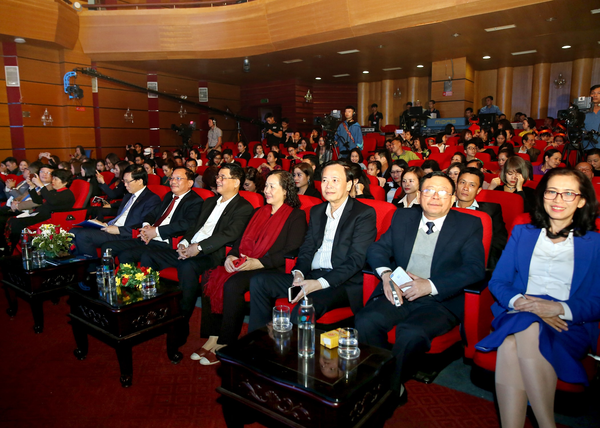 Các đại biểu tham dự Chương trình. Ảnh: Sơn Hải