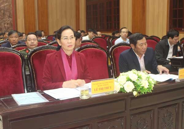 Đồng chí Lê Thị Thủy, Ủy viên Trung ương Đảng, Bí thư Tỉnh ủy dự hội nghị